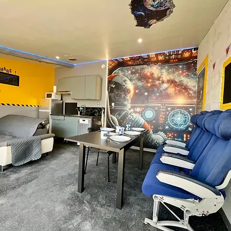 Holiday home Missionscope Maison Avec Jacuzzi A 5 Min Du Parc Chasseneuil-du-Poitou