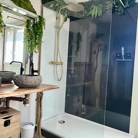 Missionscope Maison Avec Jacuzzi A 5 Min Du Parc シャッスヌイユ・デュ・ポワト